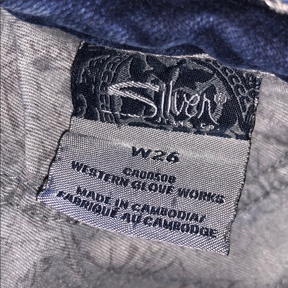 Silver Capris - Picture 6 of 6